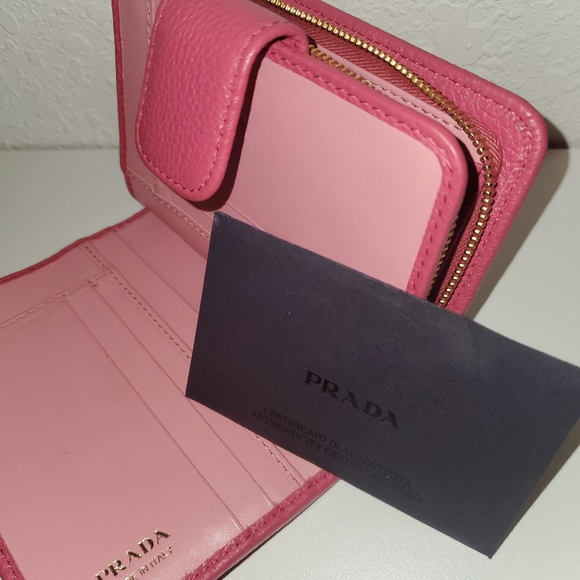 Auth. PRADA PINK SMALL WALLET - Picture 5 of 14